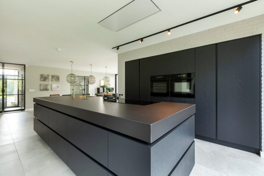 keuken laten maken, keuken bouwer, op maat keukens, op maat gemaakte keukens, luxe keukens, vogels keukens Helmond, Nuenen, Waalre, Stiphout, Liessel, Helmond, Eindhoven, Bladel, Pijnacker, Rotterdam Vlakinbouw inductiekookplaat - Keuken in Regio Rotterdam, Koperkleurige spoelbakRonde deuren hoge kast, Composiet werkblad, Recirculatie schuine afzuigkap, Ronde vormen bij keuken, Keukenblad van Balsabeton "Robuste", Apparatenwand met rustiek eiken fineer, Wandmeubel passend bij keuken, Keukeneiland met Balsabeton werkblad, Industriële keuken met betonnen blad, Quooker reservoir weggewerkt achter ladefrontenDoorlopende houtnerf in fronten, Twist stopcontact in werkblad, Betonnen aanrechtblad met vlakinbouw kookplaat, Kookeiland met eiken fineer greeplijsten, Schiereiland met laden push-to-open, Inductiekookplaat met geïntegreerde afzuiging, Elektrische push-to-open op een koelkast,RVS keukenblad met vlakinbouw inductiekookplaat, Maatkeuken in Utrecht, Volledig geïntegreerde spoelbak in rvs keukenblad, Knoppen Bora Professional, Bora geïntegreerde afzuiging, Bora Professional, Oven onder het aanrechtblad, RVS keukenblad met spuitwerk fronten, luxe keukenapparatuur in maatwerk keuken, digitale tekening keuken op maat, technische tekening kastenwand, stopcontacten maatwerk kookeiland, besteklade op maat keuken, modern rvs keukenblad werkblad op maat, landelijke keuken op maat met kookeiland, maatwerk rvs keukenblad met glazen achterwand, smeg koelkast in moderne maatwerk keuken, deurrek kastsysteem in staande keukenkast op maat, lemans keukensysteem keukenkast, afvalemmers en afvalsortering kastsysteem keukens, apothekerskast keukenkastsysteem, magic corner keukenkastsysteem, technische tekening keuken op maat, sample materialen keuken op maat, luxe keukenkast op maat met spuitwerk, moderne abstracte keukenkast op maat, luxe maatwerk keuken met kastenwand, greeploze keuken op maat, zwarte quooker kraan met spoelbak,push-to-open lade moderne keuken, meerdere binnenladen kastsysteem in moderne maatwerk keuken, natuursteen maatwerk stollenwand, liebherr wijnklimaatkast in moderne keuken op maat,bora kookplaat met ingebouwde afzuiging, natuursteen stollenwand en greeploze keukenkast, moderne mat zwarte quooker kraan en spoelbak, keuken kastenwand met inbouwapparatuur, maatwerk keuken met natuurstenen keukenblad, hout look keuken op maat,houten maatwerk keuken met tegel achterwand, moderne verlichting in houden keuken op maat,landelijke houten keuken op maat met moderne verlichting