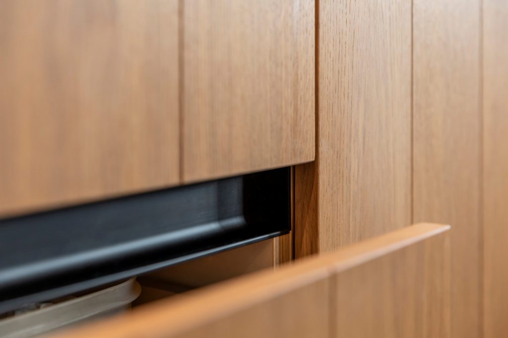 keuken laten maken, keuken bouwer, op maat keukens, op maat gemaakte keukens, luxe keukens, vogels keukens Helmond, Nuenen, Waalre, Stiphout, Liessel, Helmond, Eindhoven, Bladel, Pijnacker, Rotterdam Vlakinbouw inductiekookplaat - Keuken in Regio Rotterdam, Koperkleurige spoelbakRonde deuren hoge kast, Composiet werkblad, Recirculatie schuine afzuigkap, Ronde vormen bij keuken, Keukenblad van Balsabeton "Robuste", Apparatenwand met rustiek eiken fineer, Wandmeubel passend bij keuken, Keukeneiland met Balsabeton werkblad, Industriële keuken met betonnen blad, Quooker reservoir weggewerkt achter ladefrontenDoorlopende houtnerf in fronten, Twist stopcontact in werkblad, Betonnen aanrechtblad met vlakinbouw kookplaat, Kookeiland met eiken fineer greeplijsten, Schiereiland met laden push-to-open, Inductiekookplaat met geïntegreerde afzuiging, Elektrische push-to-open op een koelkast,RVS keukenblad met vlakinbouw inductiekookplaat, Maatkeuken in Utrecht, Volledig geïntegreerde spoelbak in rvs keukenblad, Knoppen Bora Professional, Bora geïntegreerde afzuiging, Bora Professional, Oven onder het aanrechtblad, RVS keukenblad met spuitwerk fronten, luxe keukenapparatuur in maatwerk keuken, digitale tekening keuken op maat, technische tekening kastenwand, stopcontacten maatwerk kookeiland, besteklade op maat keuken, modern rvs keukenblad werkblad op maat, landelijke keuken op maat met kookeiland, maatwerk rvs keukenblad met glazen achterwand, smeg koelkast in moderne maatwerk keuken, deurrek kastsysteem in staande keukenkast op maat, lemans keukensysteem keukenkast, afvalemmers en afvalsortering kastsysteem keukens, apothekerskast keukenkastsysteem, magic corner keukenkastsysteem, technische tekening keuken op maat, sample materialen keuken op maat, luxe keukenkast op maat met spuitwerk, moderne abstracte keukenkast op maat, luxe maatwerk keuken met kastenwand, greeploze keuken op maat, zwarte quooker kraan met spoelbak,push-to-open lade moderne keuken, meerdere binnenladen kastsysteem in moderne maatwerk keuken, natuursteen maatwerk stollenwand, liebherr wijnklimaatkast in moderne keuken op maat,bora kookplaat met ingebouwde afzuiging, natuursteen stollenwand en greeploze keukenkast, moderne mat zwarte quooker kraan en spoelbak, keuken kastenwand met inbouwapparatuur, maatwerk keuken met natuurstenen keukenblad, hout look keuken op maat,houten maatwerk keuken met tegel achterwand, moderne verlichting in houden keuken op maat